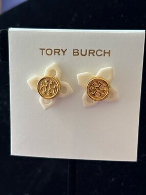 Tory Birch Kira Small Clover Enamel Stud Earrings New with out tags